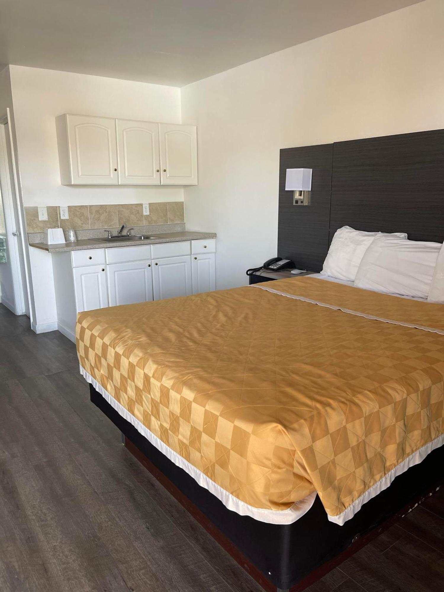 Windsor Inn Лейк Хавасу Сити Екстериор снимка